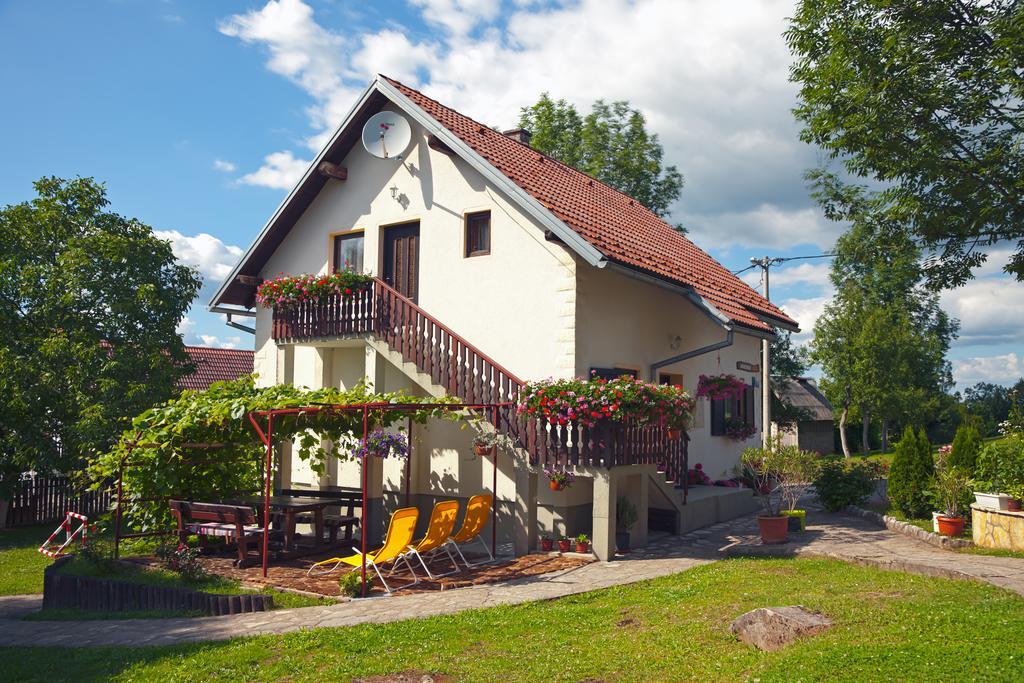 Apartment Ines Smoljanac Exterior foto